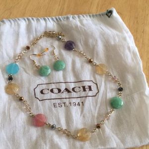 Necklace and earring set